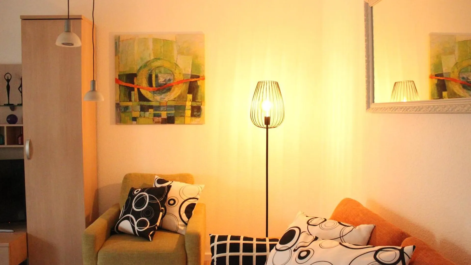 Dusseldorf Parkside Apartments